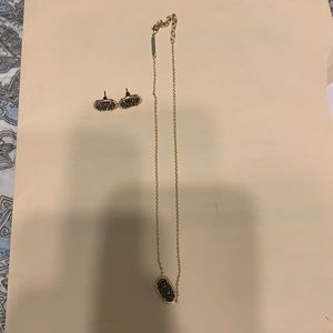 Kendra Scott necklace and earrings set